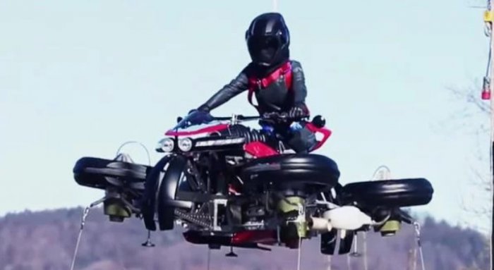 Мотоцикл который превращается в квадрокоптер и зависает в воздухе разработан во Франции
