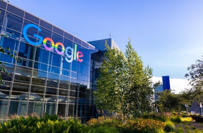Французский регулятор оштрафовал Google на 220 миллионов евро